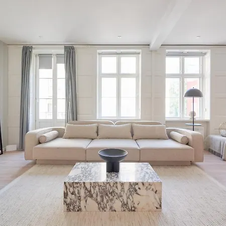 Apartment 2br In Vibrant & Colourful Nyhavn Copenhagen