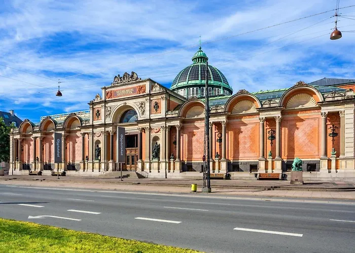 2br In Vibrant & Colourful Nyhavn * Copenhagen